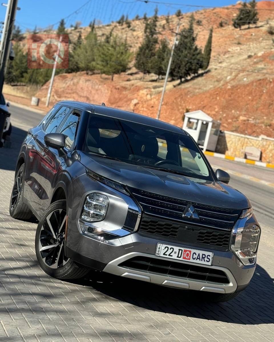 ميتسوبيشي اوتلاندر